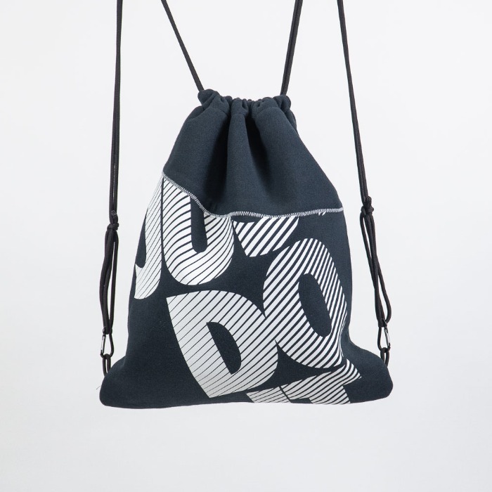 string backpack-108