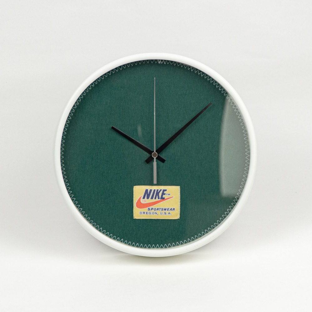 wall clock-048