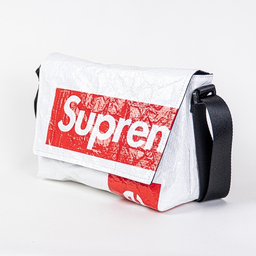 Supreme shopper Velcro Cross Bag